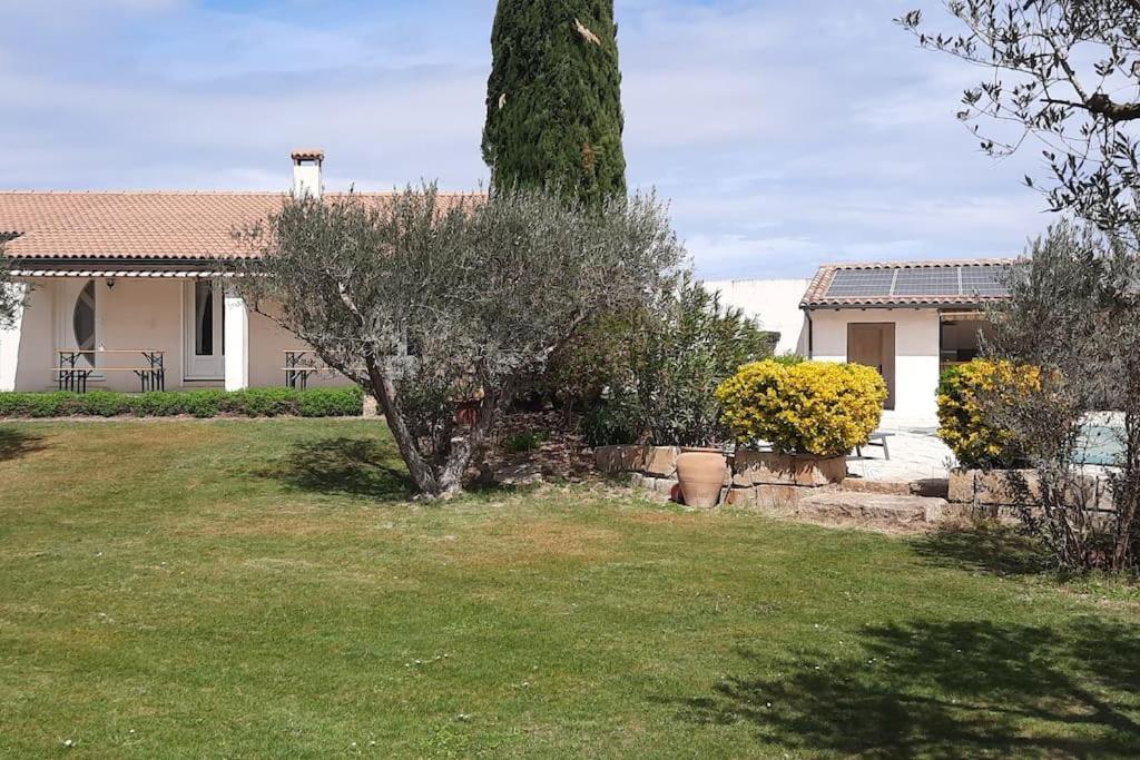 Villa L'Estel En Campagne Avec Piscine Privee Proche Arles Et Avignon Tarascon Exterior photo